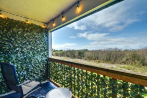 Ocean Shores Condo Walk to the Beach!